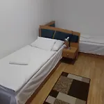 Silent Apartmanhaz Lejlighed *