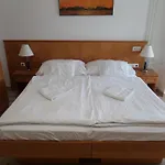 Lejlighed Silent Apartmanhaz