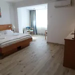 Silent Apartmanhaz Lejlighed *