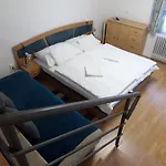 Silent Apartmanhaz *