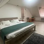 Silent Apartmanhaz *