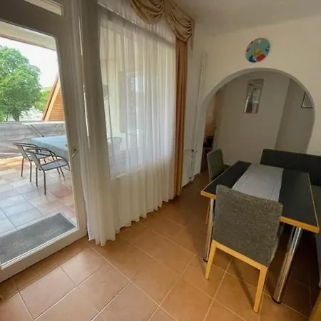 Silent Apartmanhaz *