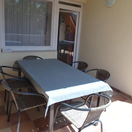 Silent Apartmanhaz *
