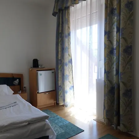 Διαμέρισμα Silent Apartmanhaz Harkány