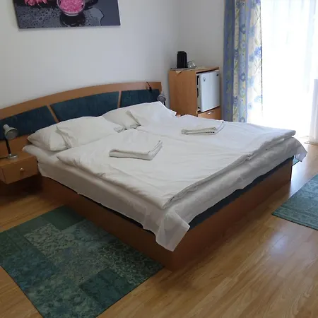 Apartment Silent Apartmanhaz Harkan