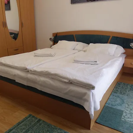 Silent Apartmanhaz