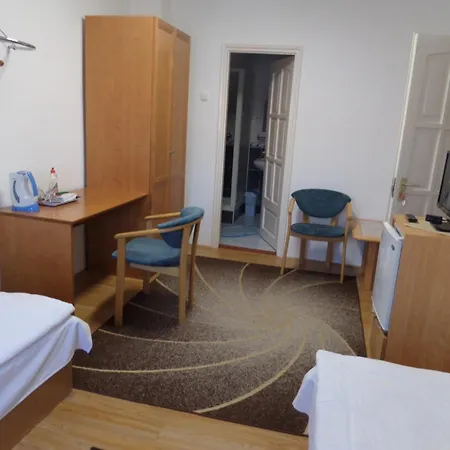 Silent Apartmanhaz Διαμέρισμα