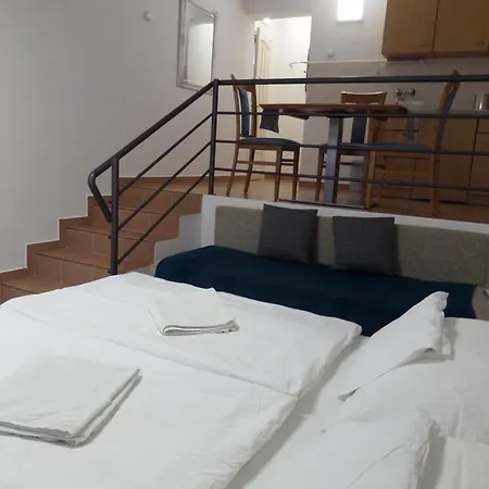 Apartment Silent Apartmanhaz Harkan