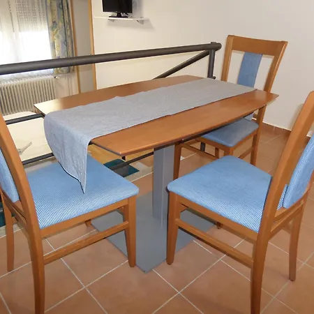 Silent Apartmanhaz Apartment *