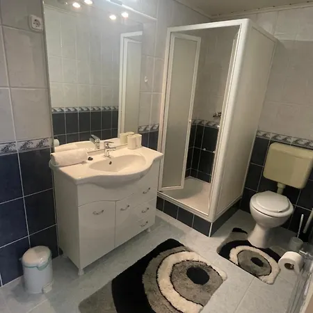 Apartment Silent Apartmanhaz