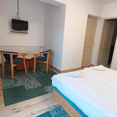 Apartment Silent Apartmanhaz