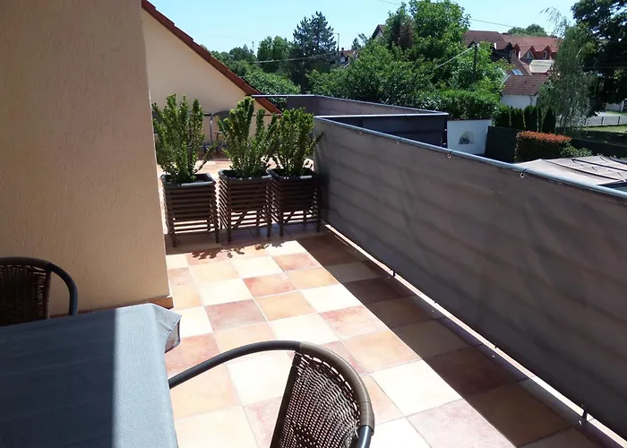 Silent Apartmanhaz *