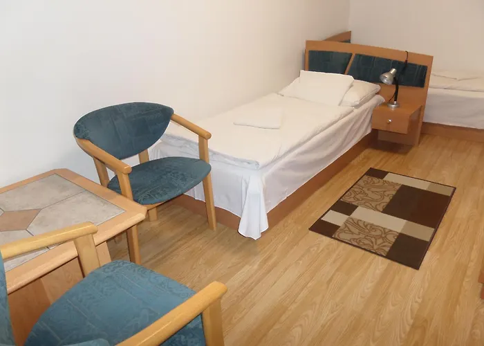 Lägenhet Silent Apartmanhaz *
