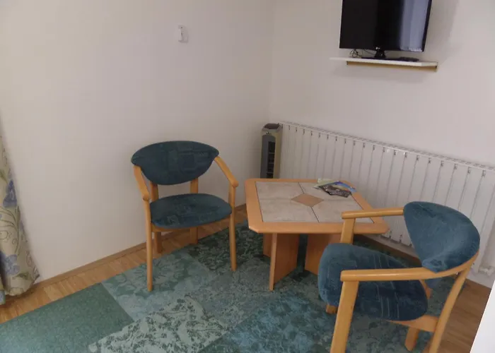 Silent Apartmanhaz *