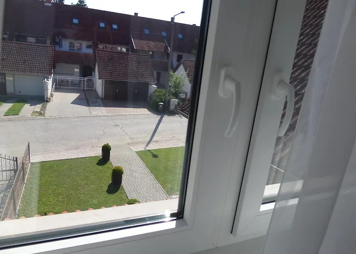 Apartament Silent Apartmanhaz Harkány